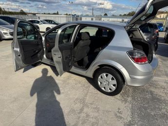 Vauxhall Astra 1.8i 16v Life 5dr