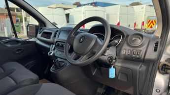 Renault Trafic 2.0 dCi ENERGY 30 Business Panel Van 5dr Diesel Manual LWB High 