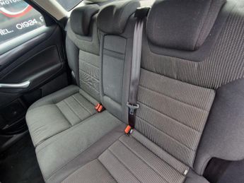 Ford Mondeo 2.0 TDCi Titanium Euro 5 5dr