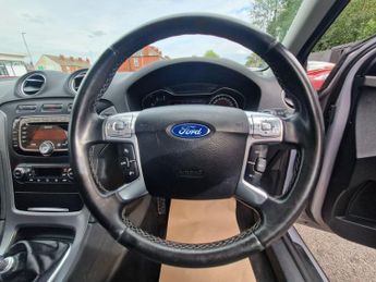 Ford Mondeo 2.0 TDCi Titanium Euro 5 5dr