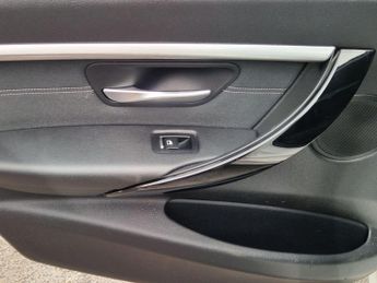 BMW 3 Series 2.0 320i Sport Auto Euro 6 (s/s) 4dr