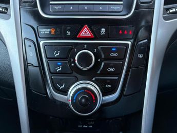 Hyundai i30 1.6 CRDi Blue Drive Active Euro 5 (s/s) 5dr