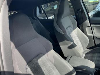 Volkswagen Golf 2.0 TDI GTD DSG Euro 6 (s/s) 5dr