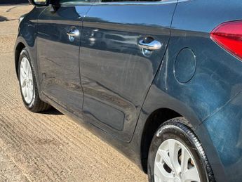 Kia Carens 1.7 CRDi 2 DCT Euro 6 (s/s) 5dr