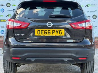 Nissan Qashqai 1.6 dCi N-Connecta XTRON 2WD Euro 6 (s/s) 5dr