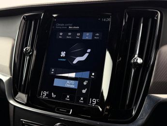 Volvo S90 2.0 D4 R-Design Pro Saloon 4dr Diesel Auto Euro 6 (s/s) (190 ps)