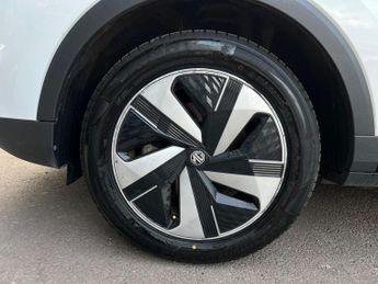 MG MG ZS 72.6kWh Trophy Connect Long Range Auto 5dr