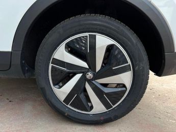 MG MG ZS 72.6kWh Trophy Connect Long Range Auto 5dr