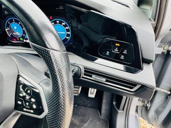 Volkswagen Golf 2.0 TDI R-Line DSG Euro 6 (s/s) 5dr