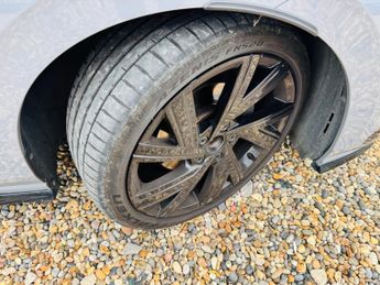 Volkswagen Golf 2.0 TDI R-Line DSG Euro 6 (s/s) 5dr