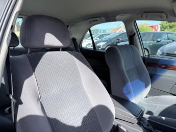 Vauxhall Omega 2.2i 16v CD 4dr