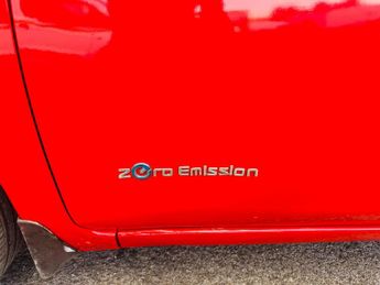 Nissan Leaf 30kWh Acenta Auto 5dr