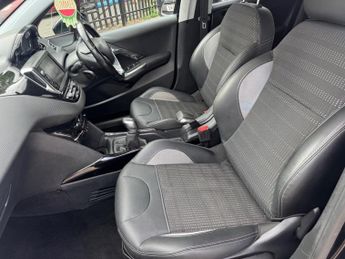 Peugeot 2008 1.2 PureTech Allure Euro 6 5dr