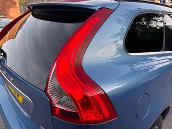 Volvo XC60 2.4 D5 R-Design Nav Auto AWD Euro 6 (s/s) 5dr