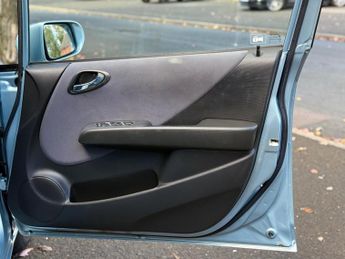 Honda Jazz 1.4 i-DSI SE Hatchback 5dr Petrol CVT-7 (139 g/km, 82 bhp)