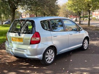 Honda Jazz 1.4 i-DSI SE Hatchback 5dr Petrol CVT-7 (139 g/km, 82 bhp)