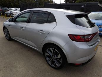 RENAULT Megane 1.5 dCi Signature Nav Hatchback 5dr Diesel Manual Euro 6 (s/s) (