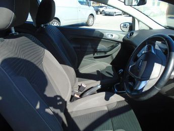 Ford Fiesta 1.0T EcoBoost Zetec Euro 6 (s/s) 3dr