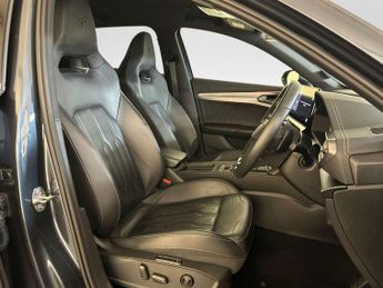 CUPRA Formentor 1.4 eHybrid 12.8kWh V2 SUV 5dr Petrol Plug-in Hybrid DSG Euro 6 