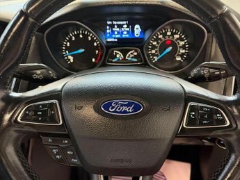 Ford Focus 1.0T EcoBoost Titanium Euro 6 (s/s) 5dr