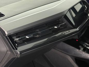Audi Q4 e-tron 35 S line Sportback 5dr Electric Auto 55kWh (170 ps)