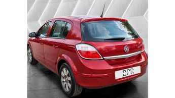 Vauxhall Astra 1.8i 16v Club 5dr