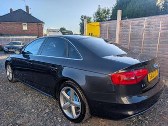 Audi A4 2.0 TDI S line Euro 5 (s/s) 4dr