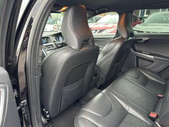 Volvo V60 2.4 D6 Twin Engine R-Design Lux Nav Auto AWD Euro 6 (s/s) 5dr