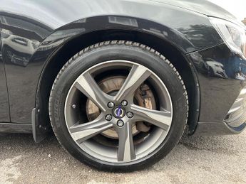 Volvo V60 2.4 D6 Twin Engine R-Design Lux Nav Auto AWD Euro 6 (s/s) 5dr