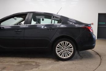 Vauxhall Insignia 1.8 16V Design Euro 5 5dr