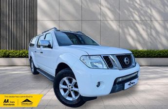 Nissan Navara 2.5 dCi Tekna 4WD Euro 5 4dr