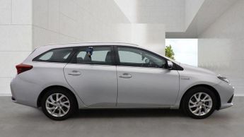 Toyota Auris 1.8 VVT-h Icon Tech Touring Sports 5dr Petrol Hybrid CVT Euro 6 