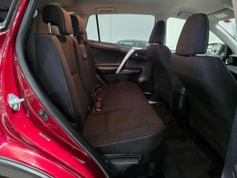Toyota RAV4 2.5 VVT-h Icon Tech CVT Euro 6 (s/s) 5dr
