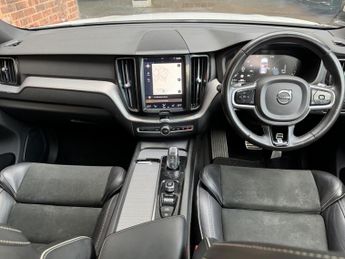 Volvo XC60 2.0h T8 Twin Engine 10.4kWh R-Design Auto AWD Euro 6 (s/s) 5dr