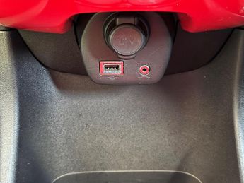 Toyota AYGO 1.0 VVT-i x-trend x-shift Euro 6 5dr (Safety Sense)