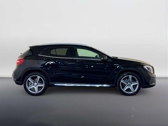 Mercedes-Benz GLA 2.1 GLA220d AMG Line (Premium) SUV 5dr Diesel 7G-DCT 4MATIC Euro