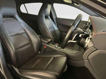 Mercedes-Benz GLA 2.1 GLA220d AMG Line (Premium) SUV 5dr Diesel 7G-DCT 4MATIC Euro
