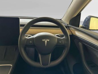 Tesla Model Y (Dual Motor) Long Range SUV 5dr Electric Auto 4WDE (384 bhp)