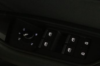Audi e-tron 50 Technik Auto quattro 5dr 71.2kWh