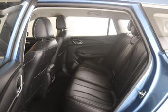 MG MG5 61.1kWh Exclusive Long Range Auto 5dr