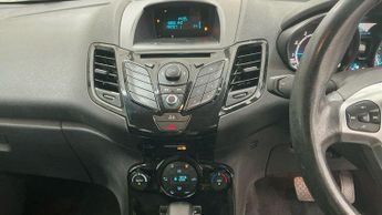 Ford Fiesta 1.6 Zetec Powershift Euro 5 5dr