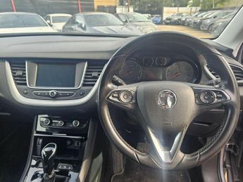 Vauxhall Grandland X 1.5 Turbo D BlueInjection SE Auto Euro 6 (s/s) 5dr