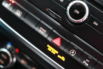 MERCEDES-BENZ 180 2.1 GLA220d AMG Line (Premium Plus) SUV 5dr Diesel 7G-DCT 4MATIC