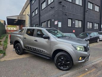 Nissan Navara 2.3 dCi N-Guard Pickup Double Cab 4dr Diesel Auto 4WD Euro 6 (19