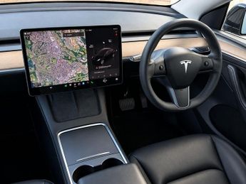 Tesla Model Y (Dual Motor) Long Range Auto 4WDE 5dr