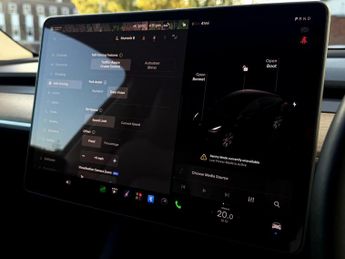 Tesla Model Y (Dual Motor) Long Range Auto 4WDE 5dr