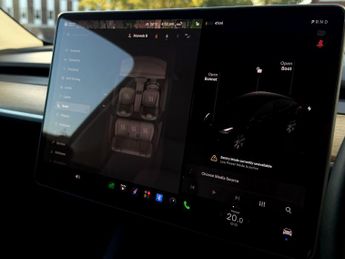 Tesla Model Y (Dual Motor) Long Range Auto 4WDE 5dr