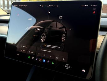 Tesla Model Y (Dual Motor) Long Range Auto 4WDE 5dr