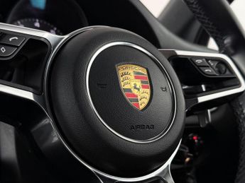 Porsche Macan 3.0 V6 S PDK 4WD Euro 6 (s/s) 5dr