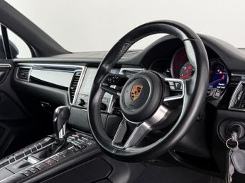 Porsche Macan 3.0 V6 S PDK 4WD Euro 6 (s/s) 5dr